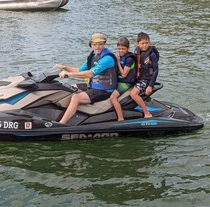 Meet your Posher, Patricia